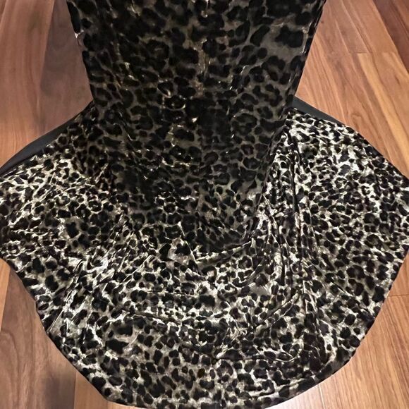 Sho by Tadishi gown NWT - Picture 12 of 16